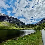 Σπίτι διακοπών Hardangerfjord View - Luxury Fjord-side