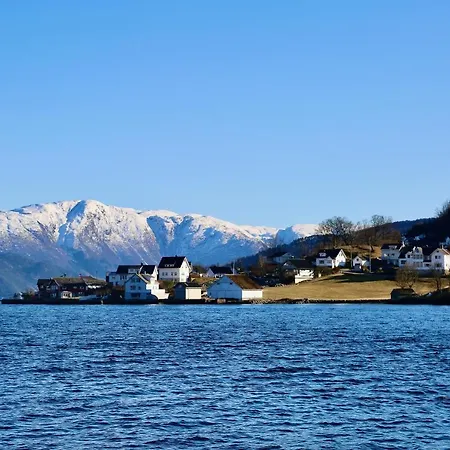 Hardangerfjord View - Luxury Fjord-side * Oystese