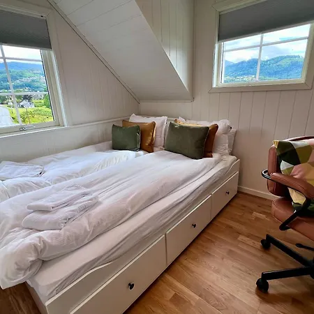 Hardangerfjord View - Luxury Fjord-side Σπίτι διακοπών *