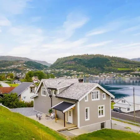 Hébergement de vacances Hardangerfjord View - Luxury Fjord-side *