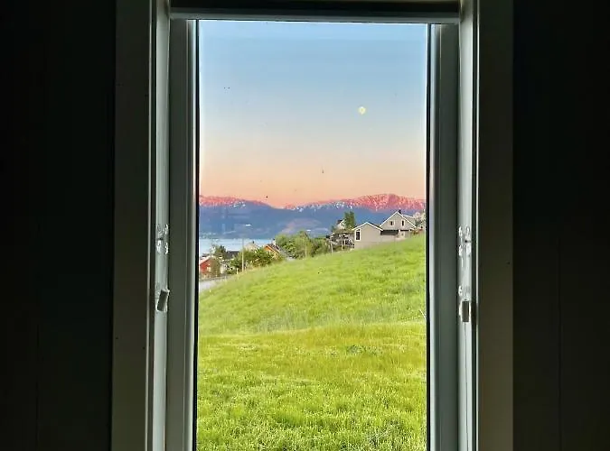Prázdninový dům Hardangerfjord View - Luxury Fjord-side