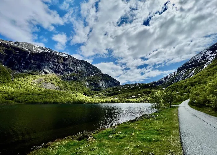 Prázdninový dům Hardangerfjord View - Luxury Fjord-side